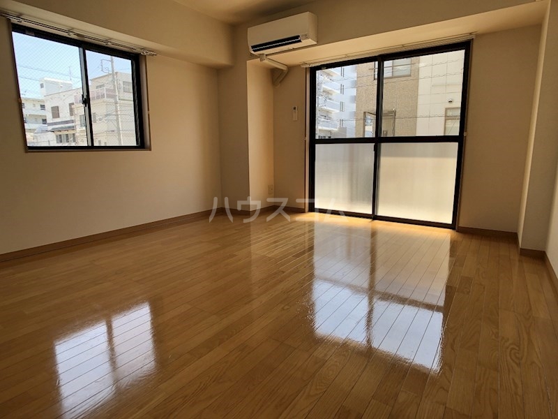 2/30 リビング/ダイニング