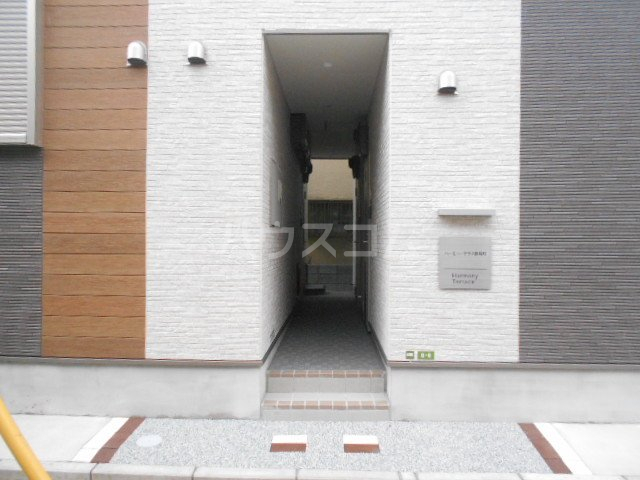 29/30 エントランス