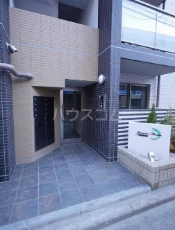 14/20 エントランス