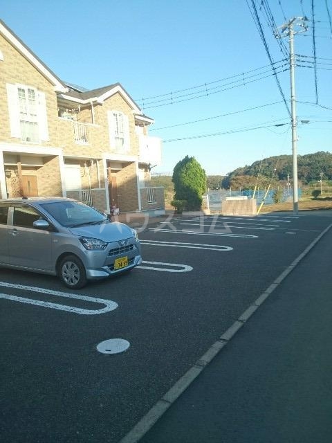 26/30 駐車場