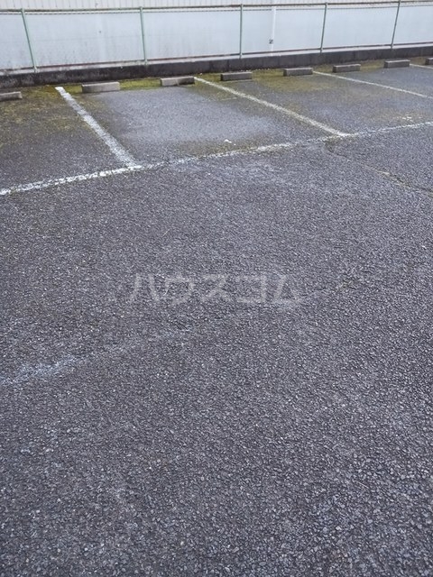 14/20 駐車場