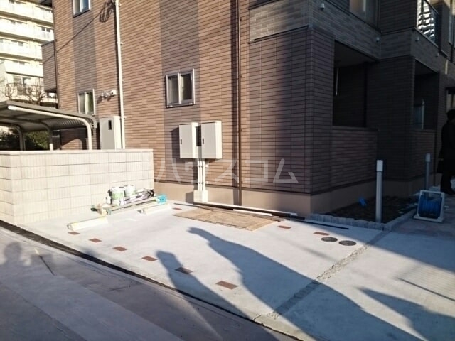 14/20 駐車場