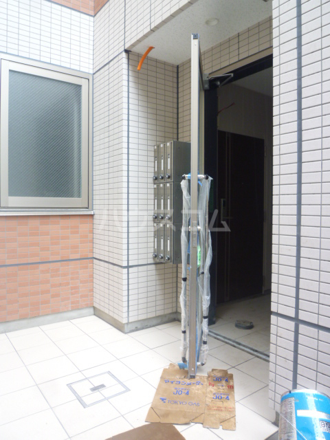 21/25 エントランス