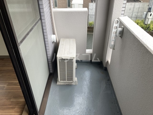 21/30 バルコニー