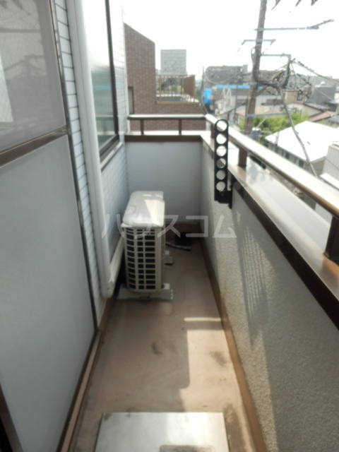 21/25 バルコニー