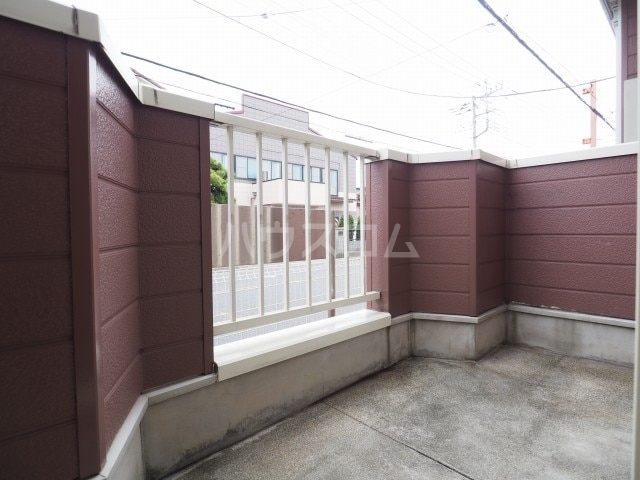 16/28 バルコニー