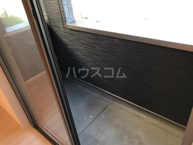 13/22 バルコニー