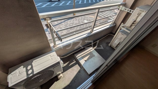 13/30 バルコニー