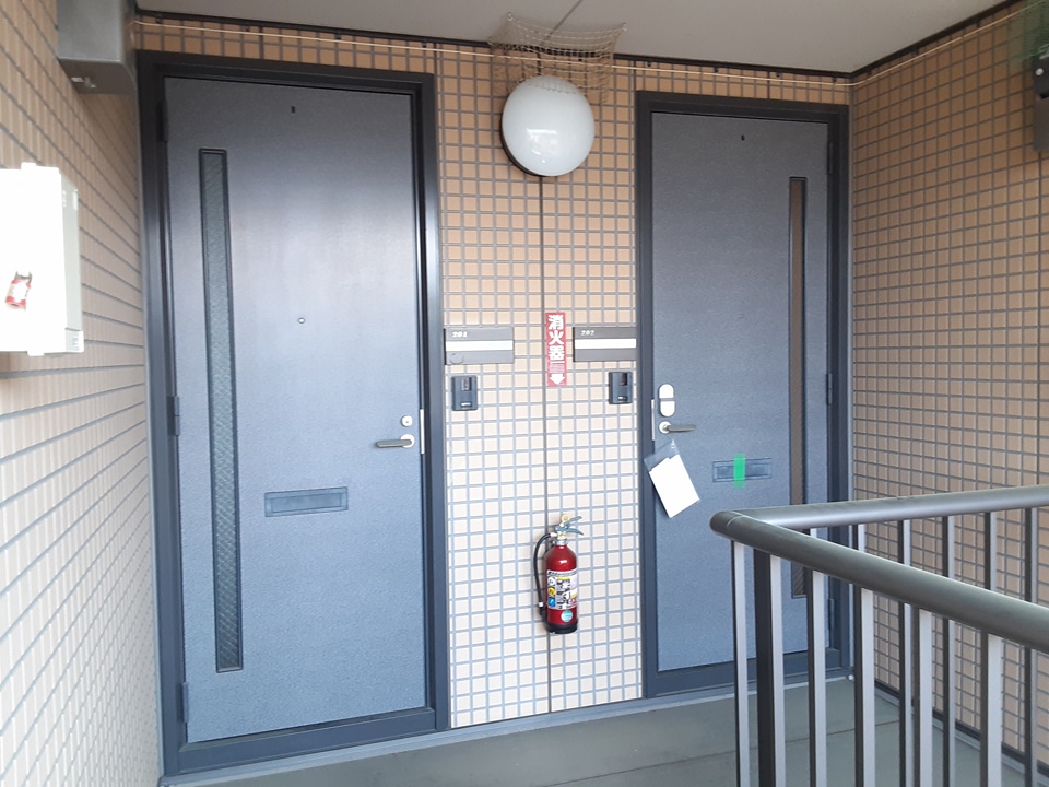 20/29 エントランス