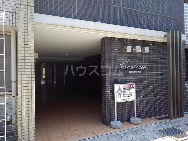 17/26 エントランス