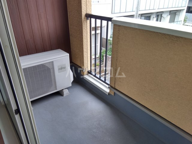 21/30 バルコニー