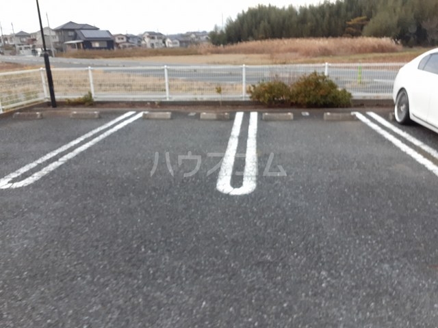 2/8 駐車場