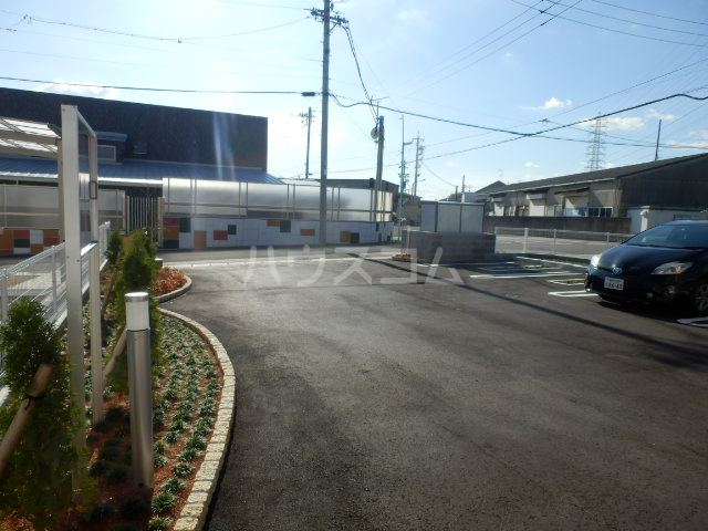 28/30 駐車場