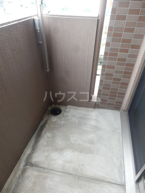 16/27 バルコニー