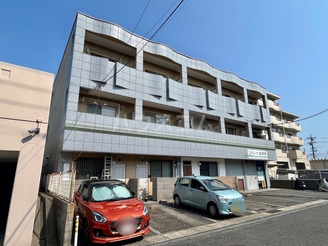 20/27 駐車場