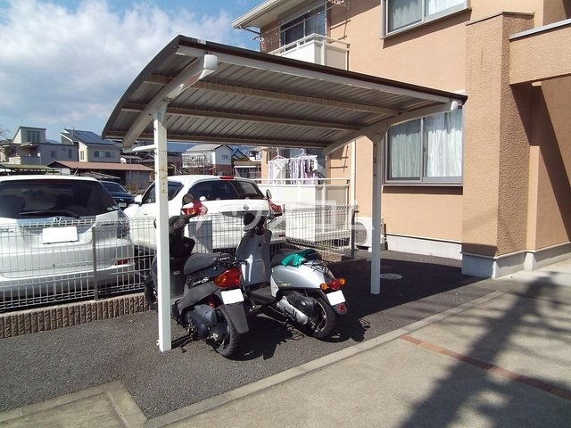 15/23 駐車場
