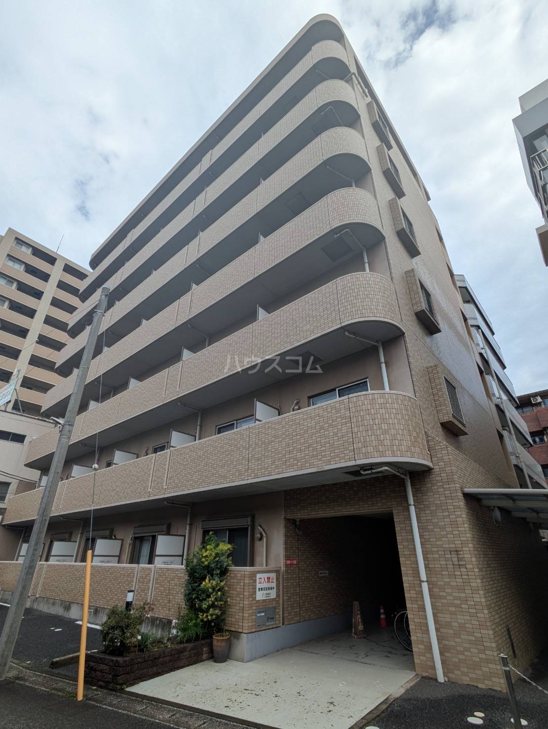 2/30 外観