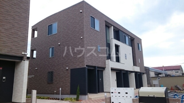 2/4 外観