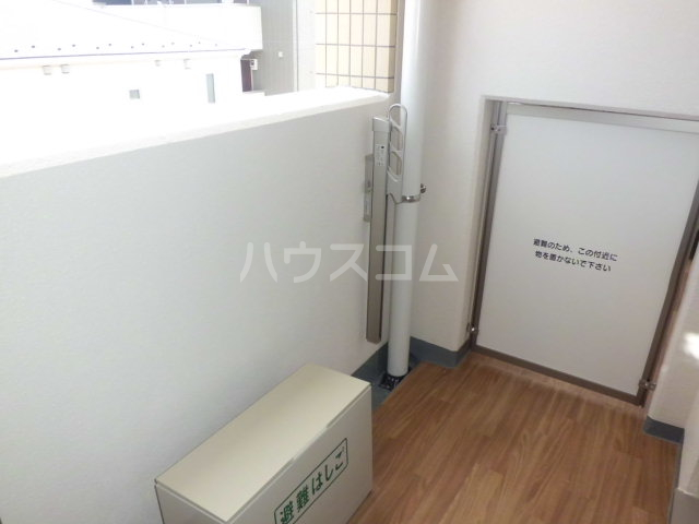 19/30 バルコニー