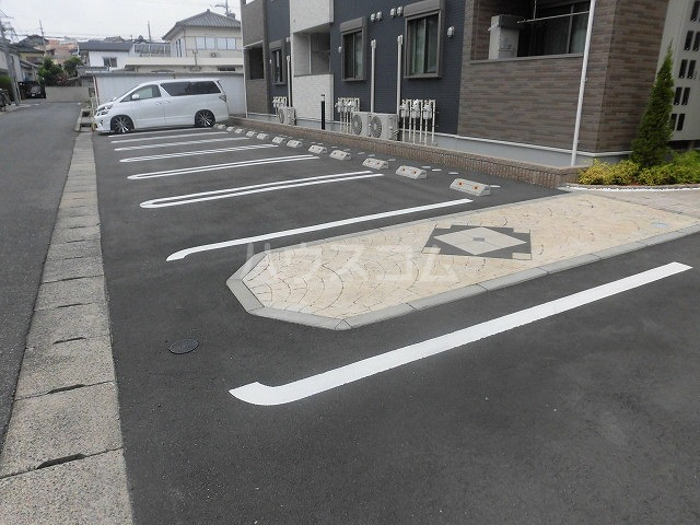 24/30 駐車場