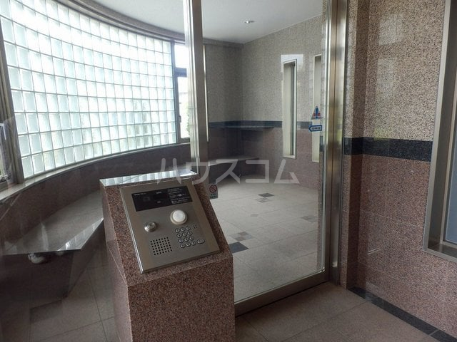 14/24 エントランス