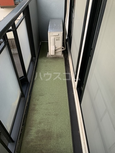 16/27 バルコニー