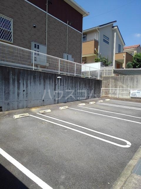 16/22 駐車場