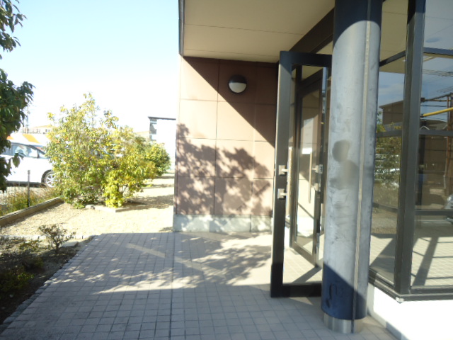 22/29 エントランス