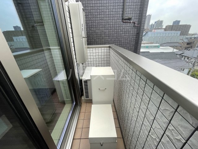 15/28 バルコニー