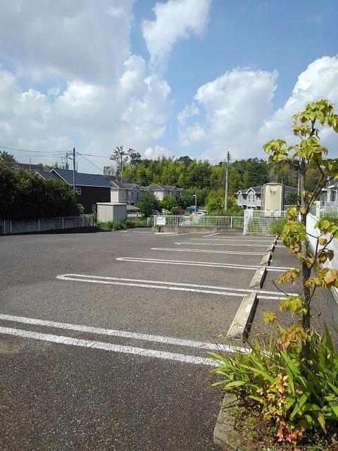 14/22 駐車場