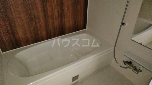 18/30 浴室