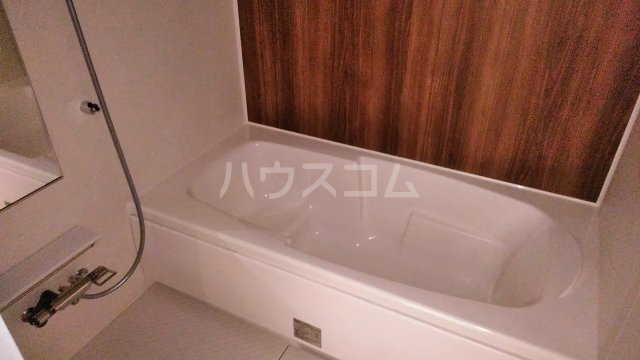 16/30 浴室
