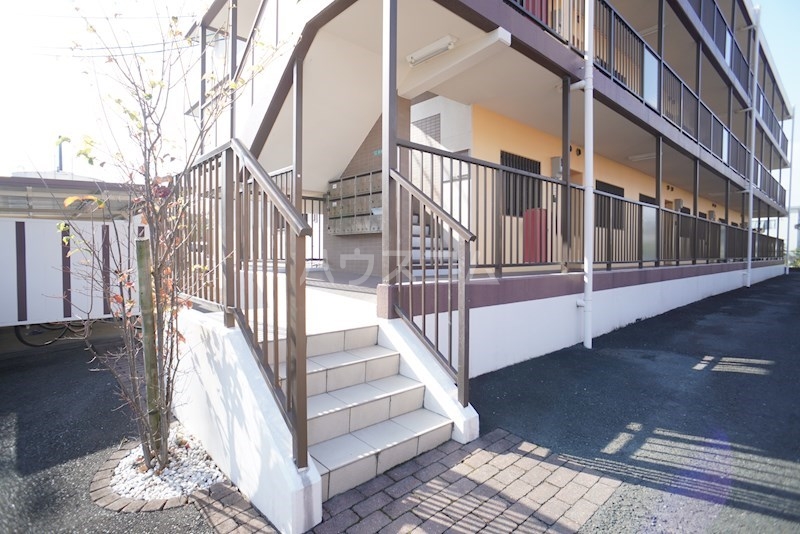 3/7 エントランス