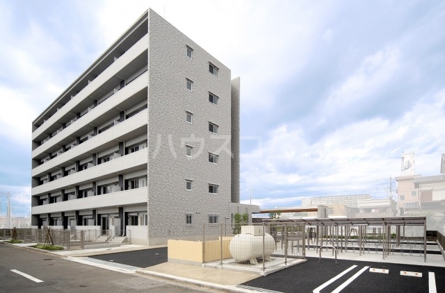 14/22 駐車場