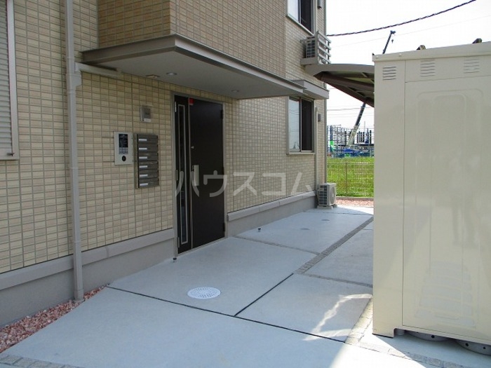 15/16 エントランス