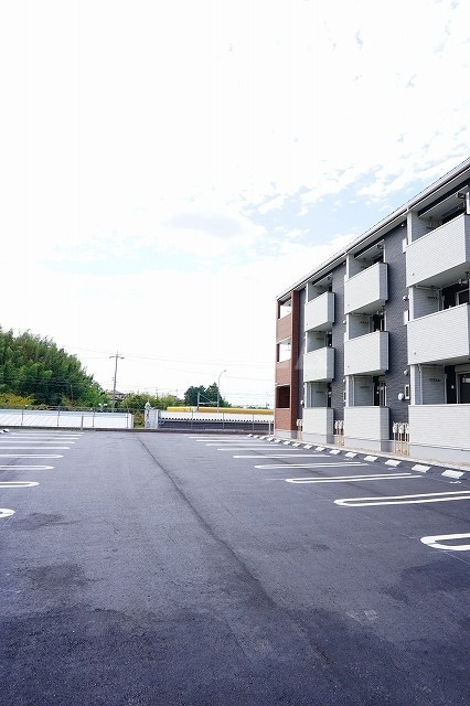 15/24 駐車場