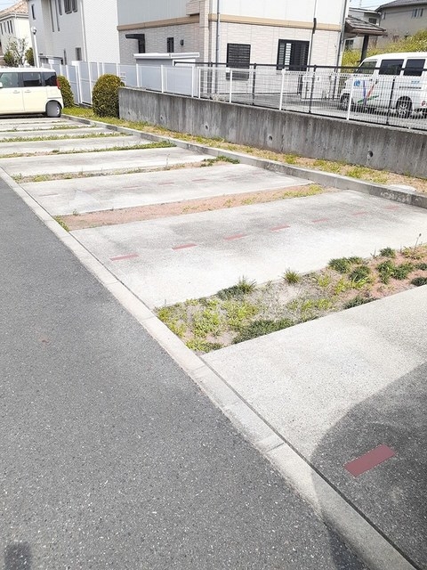 14/20 駐車場