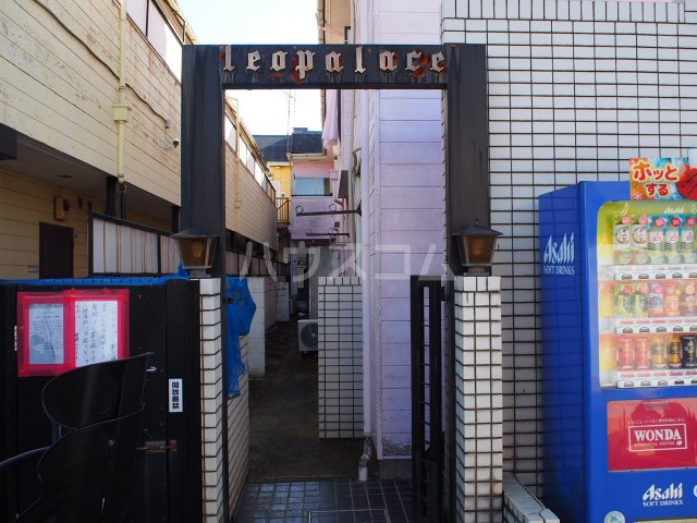 17/18 エントランス