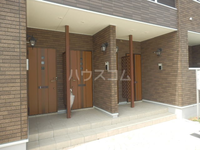 21/28 エントランス