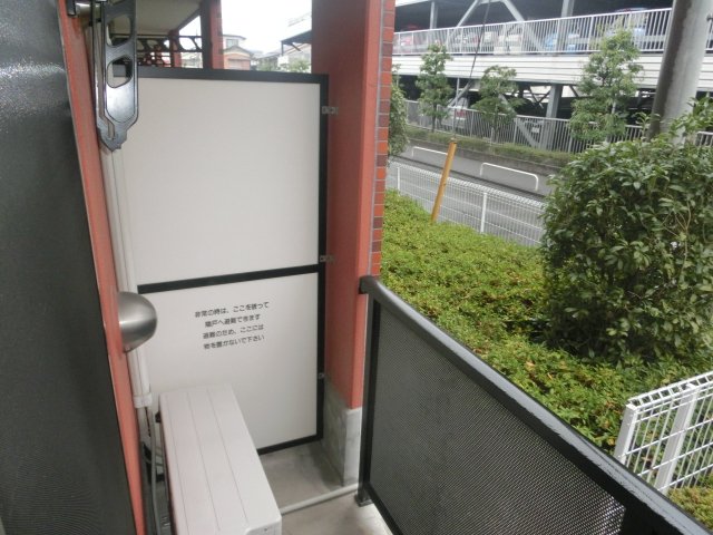 19/30 バルコニー