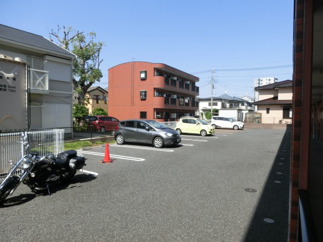 25/30 駐車場