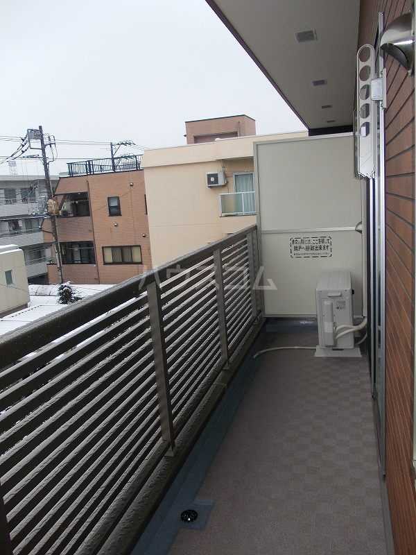 13/30 バルコニー