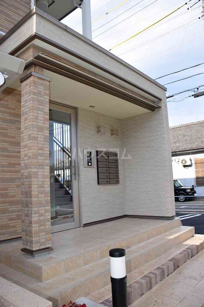 14/22 エントランス