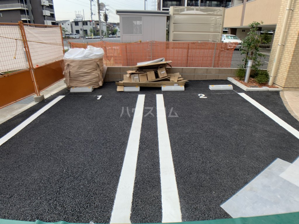 4/5 駐車場