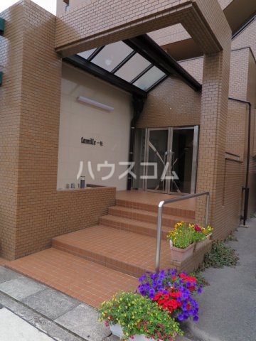 16/24 エントランス