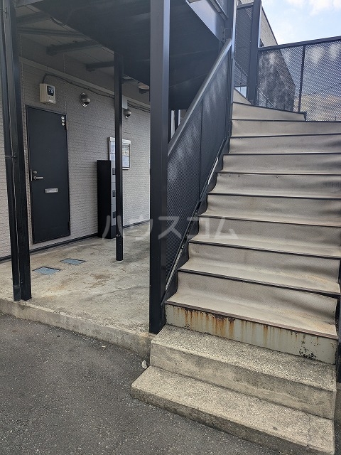 2/13 エントランス