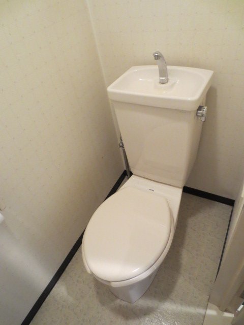 13/30 トイレ