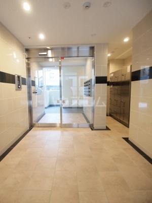 15/21 エントランス