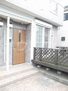 13/20 エントランス