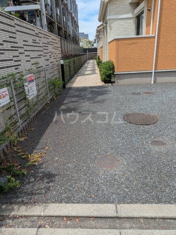 26/30 エントランス